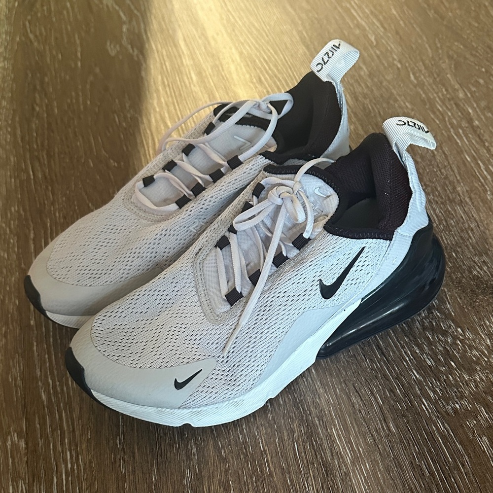 Nike White and Black Low-Top Athletic Sneakers